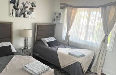 Gorgeous Villa with Private Heated Pool - Foto 39