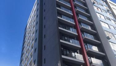 Moderno AP no Porto da Barra - Praia, Conforto e Praticidade - Foto 2