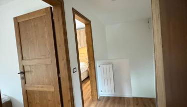 Bellavista a Villa Dalegno con giardino - Foto 5, wardrobe