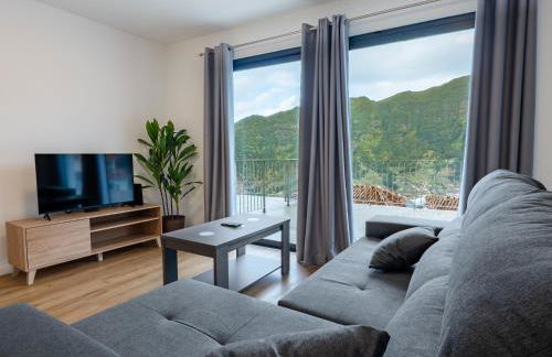 The Village View I, By OP - Foto 1