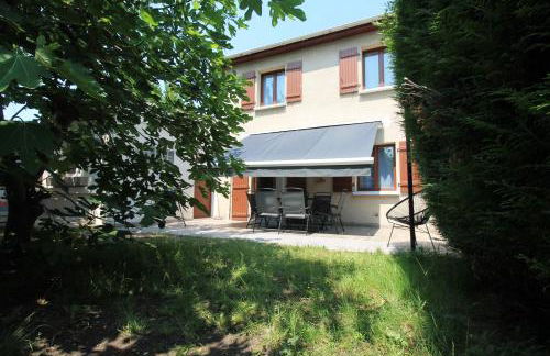 Parking Gratuit - 15mn Paris - 5mn à pied Gare Epinay Villetaneuse - Terrasse - Jardin - De 1 à 10 personnes - Stade de France - Casino d'Enghien - Hippodrome, Université - Foto 26