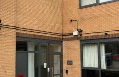 Stylish 2 bedrooms, 2 bathrooms with workspace in Milton Keynes - Photo 4