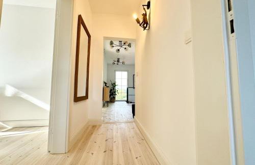 Stilvolles Haus mit Naturgarten & Weitblick - für Familien & Freunde - Foto 9