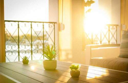 MARBELLA BANUS SUITES - Harbour Seafront Apartment - Foto 44