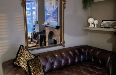 Entire Georgian luxury house - 3 Storey- High St Henley-in-Arden -Two bedrooms-Sleeps 4 people Close to Stratford upon Avon - Warwick - Solihull - NEC - Foto 17