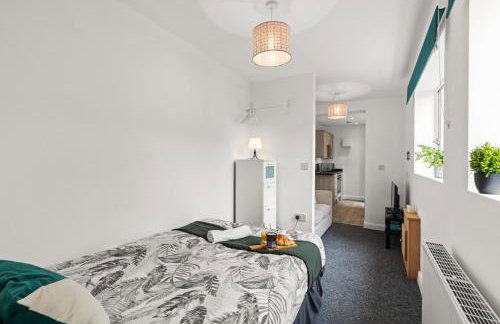 Cozy Self-Contained Suite with Own Entrance - Foto 27