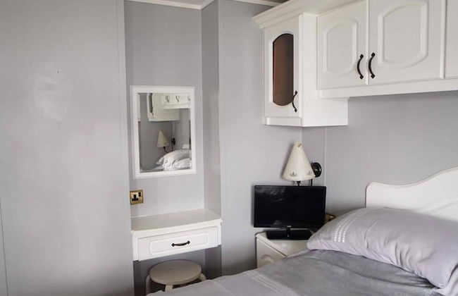 2 Bedroom two Bathroom Sunset Lodge Heachambeach - Photo 4