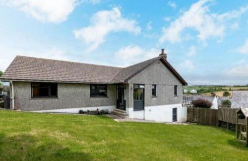 Elisa Villa - tranquil retreat 5 mins from the sea - Foto 7