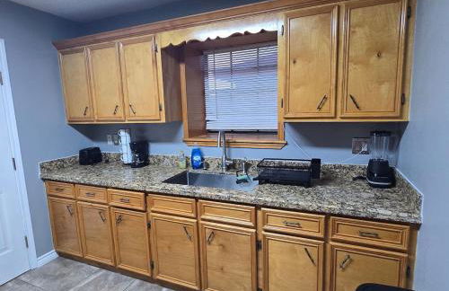 Home close to spacex, starbase and airport - Foto 18