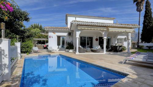 Private Villa, Heated Pool Puerto Banus Marbella - Foto 1, Garden, sunbed, Garden view