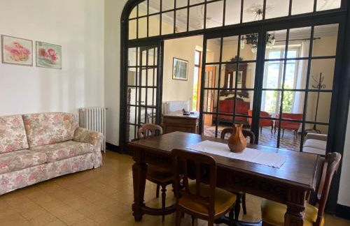 Life is Good - Front Lake Apartment in Villa - Foto 10