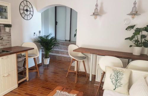 Salt & Stone Villa - Photo 26