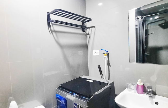 Air Residences-Contemporary Scandi w/Skyline view - Foto 15