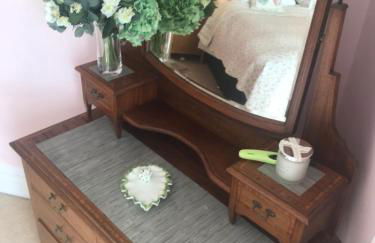 Spacious seaside family house in Aberdaron with large garden and stunning sea views - Photo 56