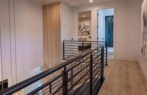 Downtown Luxury Villa Hot Tub Walk To Lake - Foto 32