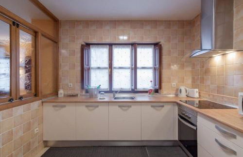 La Casona de la Bisa en Villanueva de Colombres - Foto 32