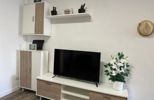 Alojamiento entero. Piso en el centro de El Vendrell. - Foto 5