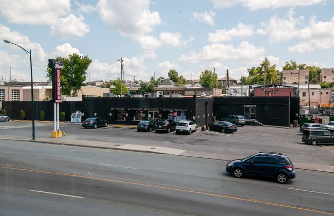 NEW 4 Bedroom Apt Near DT Walk to Restaurants - Foto 15