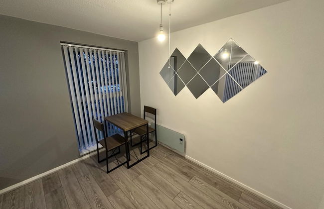 Beautiful 2-bed Apartment in Birmingham - Photo 7