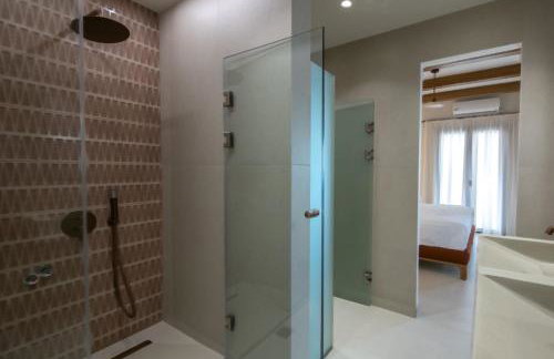 ARGO Luxury Suites - Photo 5