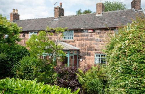 Picturesque Countryside Cottage minutes from Alton towers & Peak Wildlife park Whiston Hall Wedding venue - Foto 4