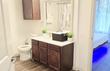 Luxury 1 BedRM Unit in Frisco Pool Gym & Workplace - Foto 10