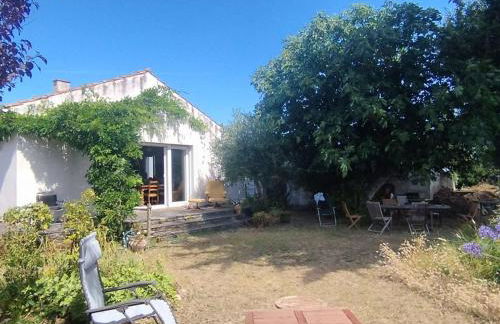 Maison cosy 6 pers, plage à 160m, jardin clos, plancha, ménage inclus - FR-1-224B-204 - Foto 12