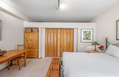 Palisades Tahoe Lodge Rentals Studio #143 - Foto 9