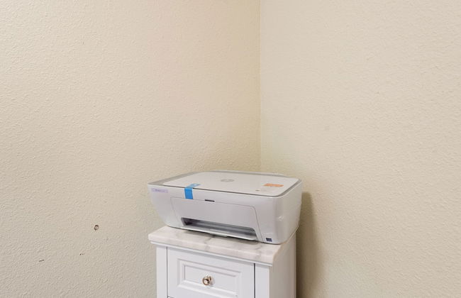 Private park in a cozy home next to I-90 huge yard - Foto 41