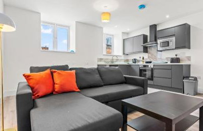 2BR Apartment with Sofa bed I Prime Town Centre Location I Gold St D-Lux, Modern Amenities, Walk to Train, Bus Stations, Shops & Cafés I Leisure and Business Stays Welcome - Foto 38