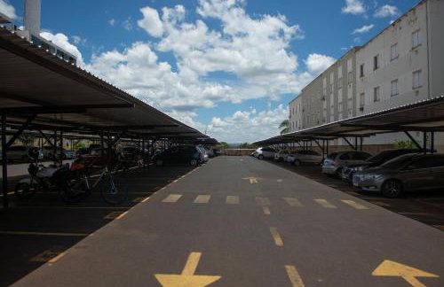 Apto com Piscina, Garagem e Ar Cond no Jardim Zara - Foto 33