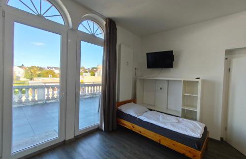 Spacious Worker Apartments with Rooftop Terrace - Up to 21 Guests - Foto 6