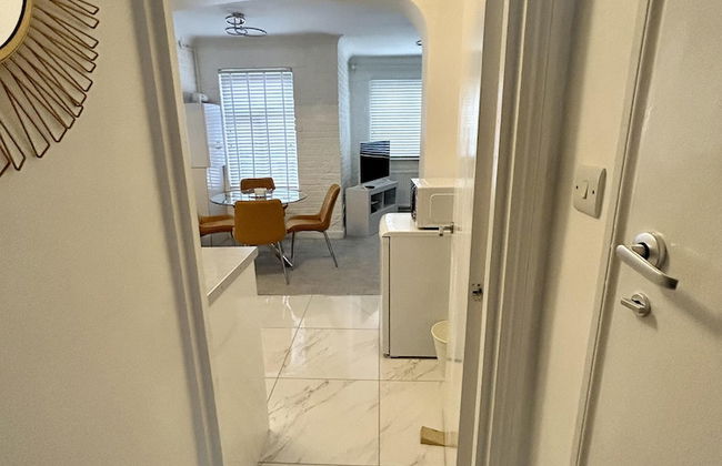 Supreme Apartment - Near Tube Stations & Free Parking - Foto 18