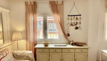 Sun and Sea Modern Studio El Palo 1 min to Beach - Foto 3