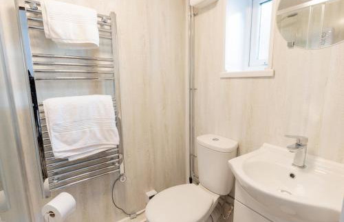 Private Annexe, Nr Celtic Manor & Cwmbran, Parking - Foto 10
