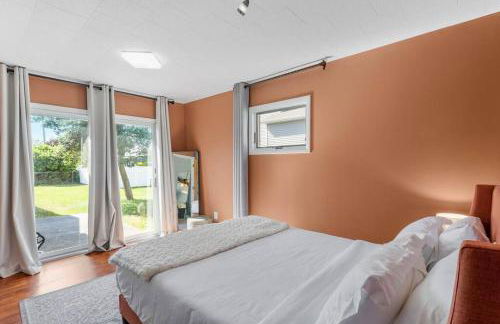 AC Beach Farmhouse Retreat - 5BD 2BA - Foto 15