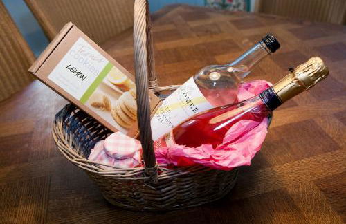 Quirky fisherman's cottage by the sea in Brixham - Photo 19