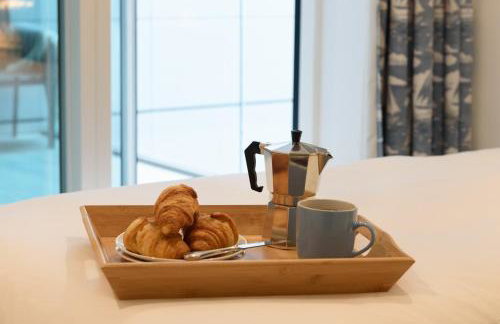 Luxury Apartment very close to Tolcarne Beach - Foto 13