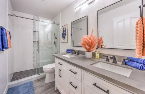 Peaceful Oasis Near Strip & Airport Pool Spa - Foto 16