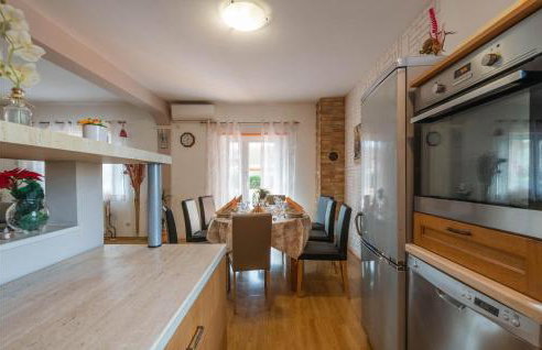 Stunning Home In Marcana With Wifi - Foto 18