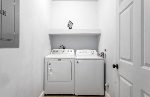 Fully Furnished Condos Near St Charles - Foto 72