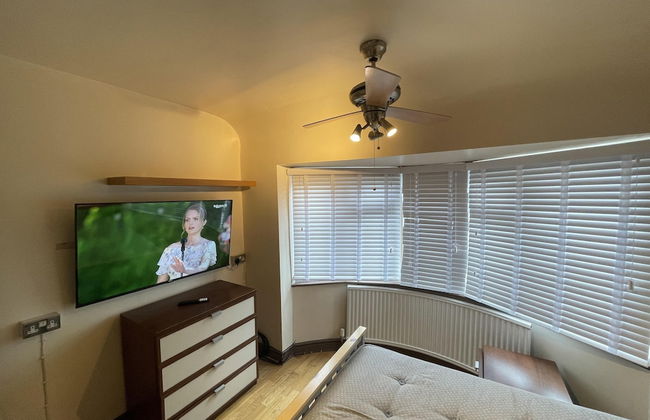 Cosy Heathrow Apartment With 2 Bedrooms - Foto 3