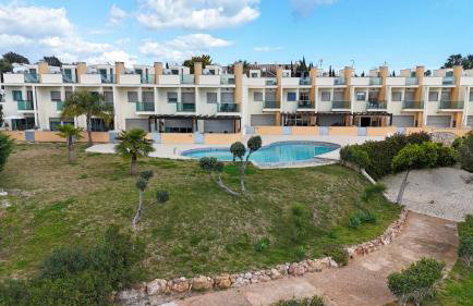 Villa Colina - A1 by HelloVacations - Foto 25