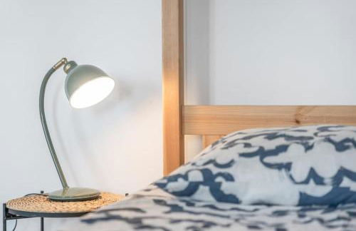 #53 Stylish 4 Bed Home 2 Full 1 Half Bath Free Parking - Foto 57