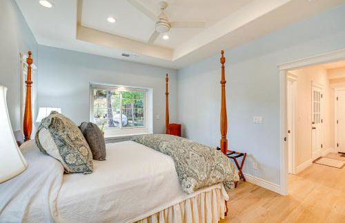 Auburn Farmhouse with Fireplace, Close to Wineries - Foto 15