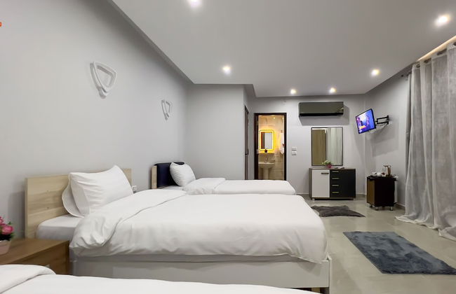 pyramids tower view inn - Photo 15