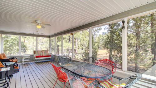 Winter Hikes and Ice Fishing Fun Cozy Show Low Home - Foto 3