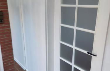 FeWo Aurich Zentrum EG 3 Schlafzimmer und FeWo OG 4 Schlafzimmer - Foto 4