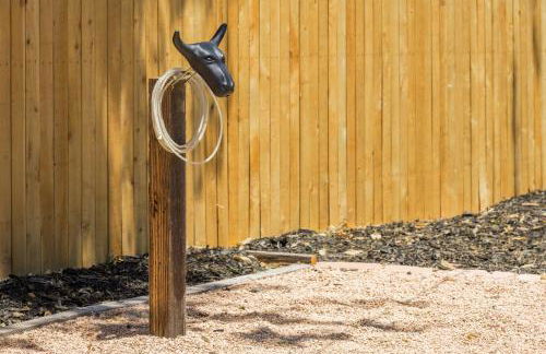 NEW Modern, Luxury Home with Hot Tub, Gym, Sauna, and 12 Minutes to Denver - Foto 13