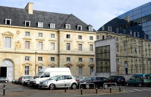 Appartement calme et raffiné en hypercentre dans une résidence historique parking - Foto 51